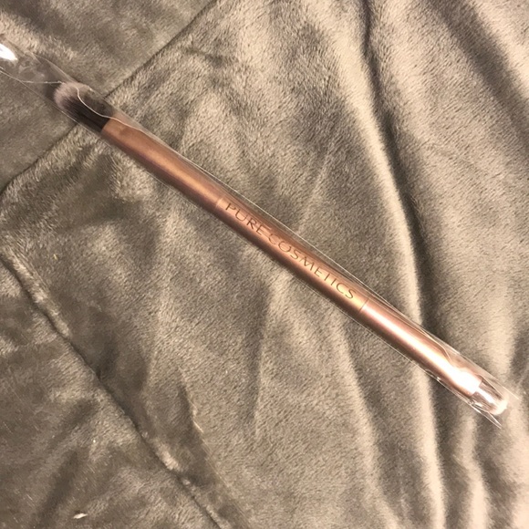 Pure Cosmetics Buff Collection - Picture 3 of 4